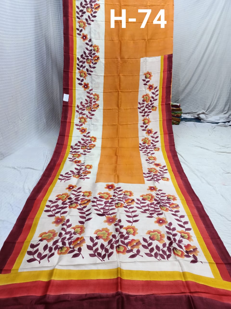 HAND PRINT H 74 Product Image