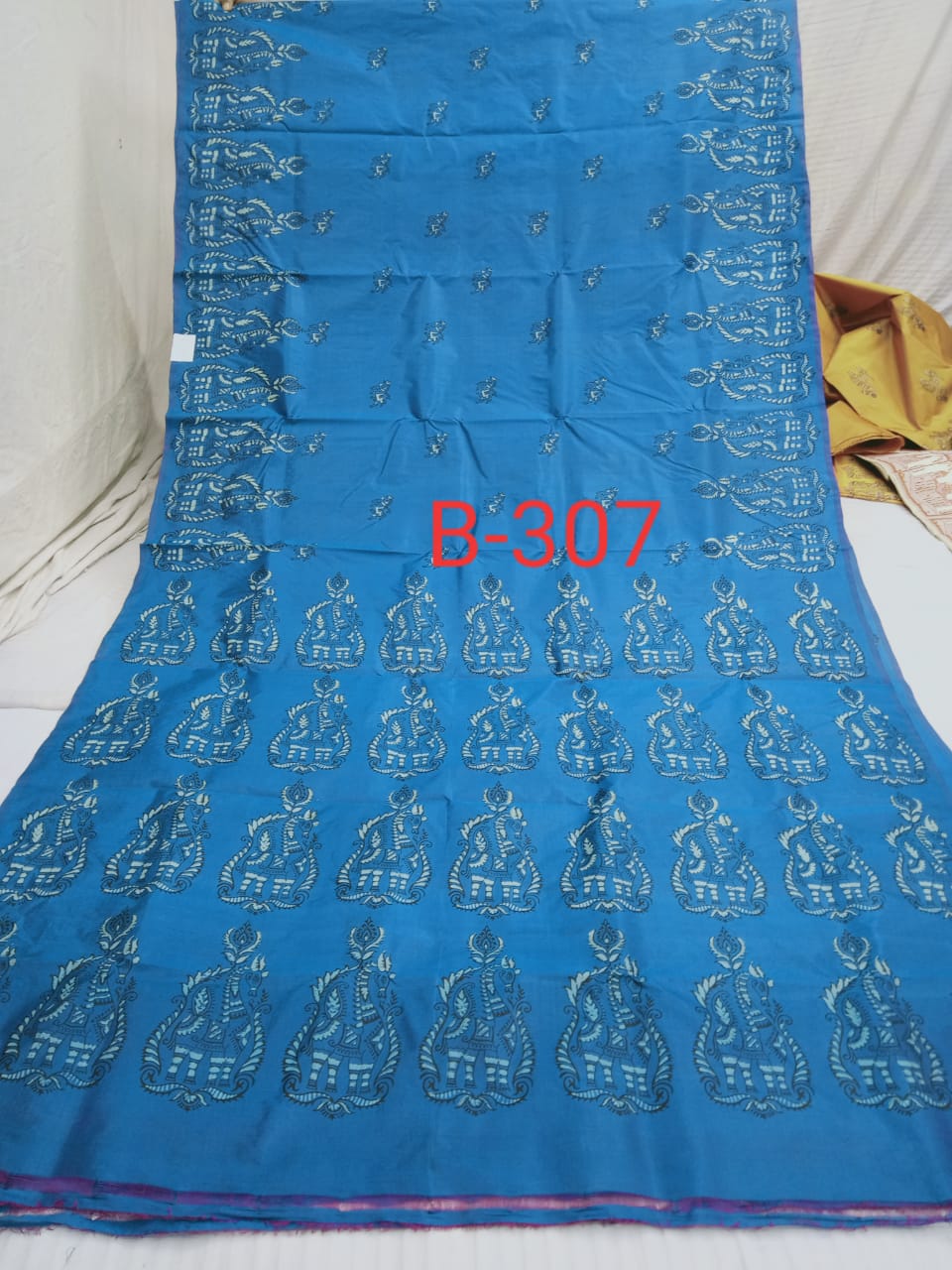 BLOCK PRINT B 307 Product Image